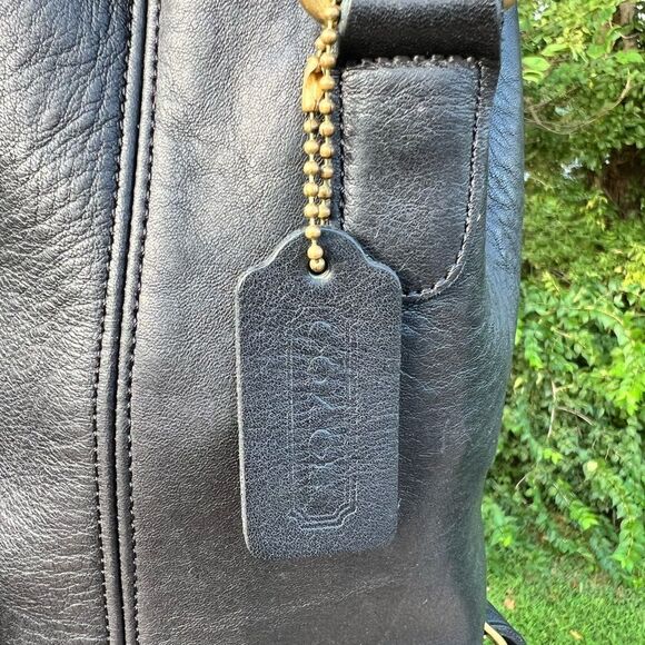 Vintage Coach Top Handle Backpack Bag Original Hang Tag Black 9992 Authentic - Picture 13 of 16